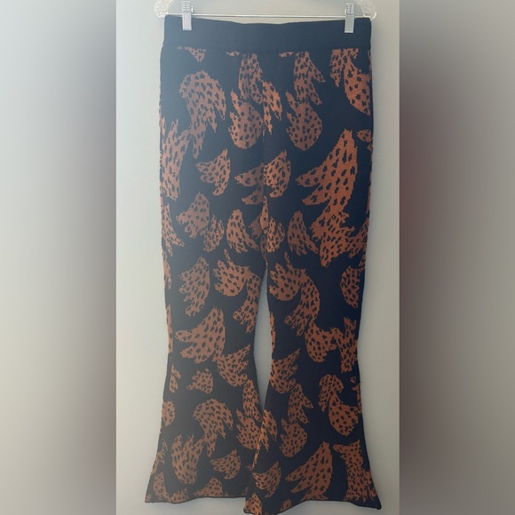 Farm Rio Bananica Sweater Pants - Picture 3 of 3